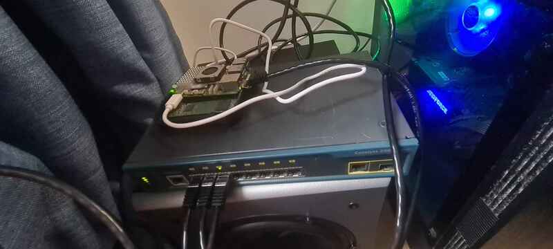 A cisco 2960 switch
